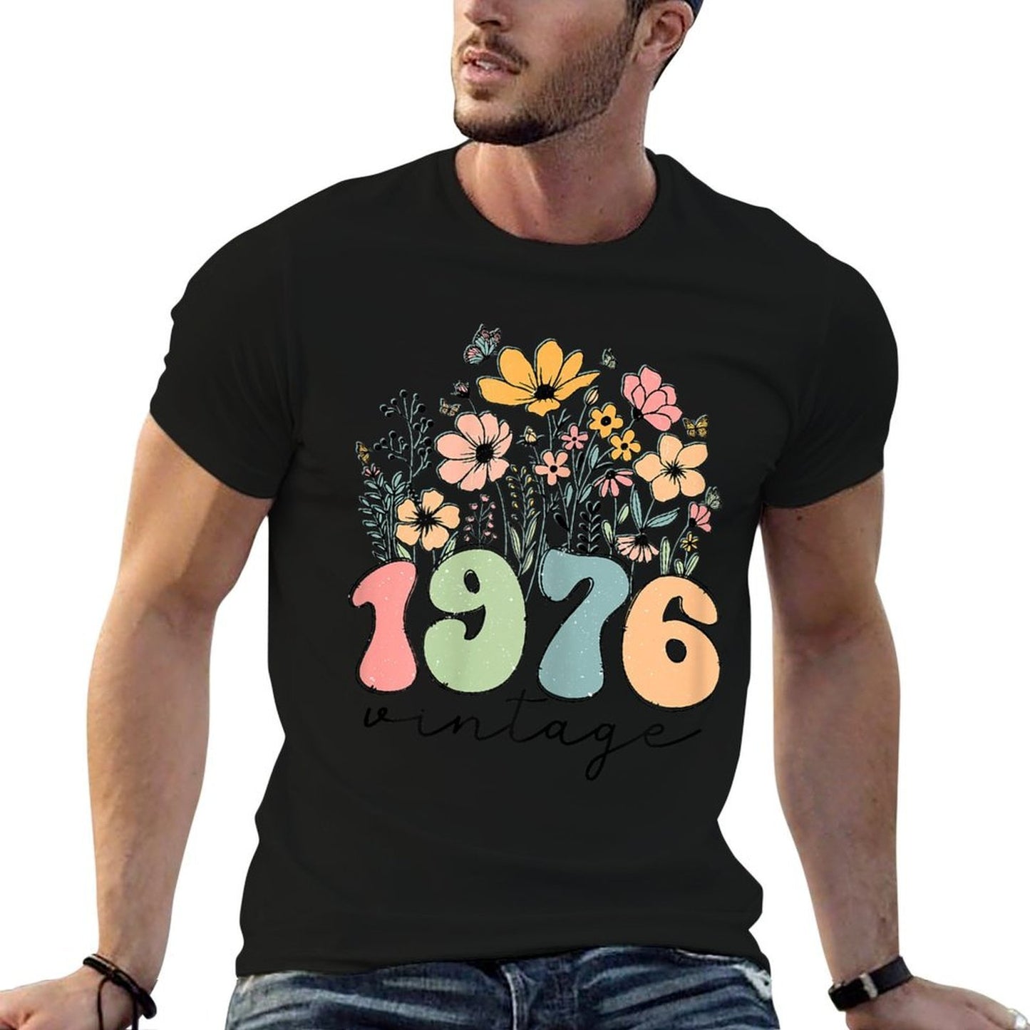 48 Year Old Women 1976 Vintage Wildflower 48th Birthday Gift  Oversized Silhouette T-Shirt