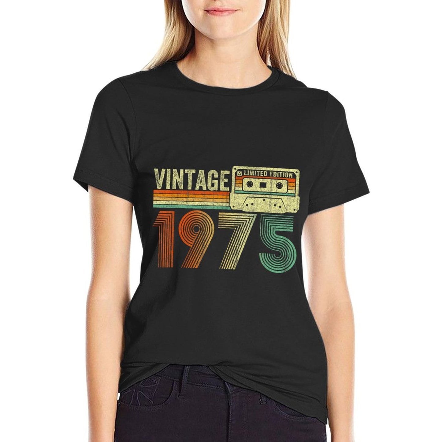 50 Year Old Vintage Born In 1975 Cassette Tape 50th Birthday  Trendy Pattern T-Shirt