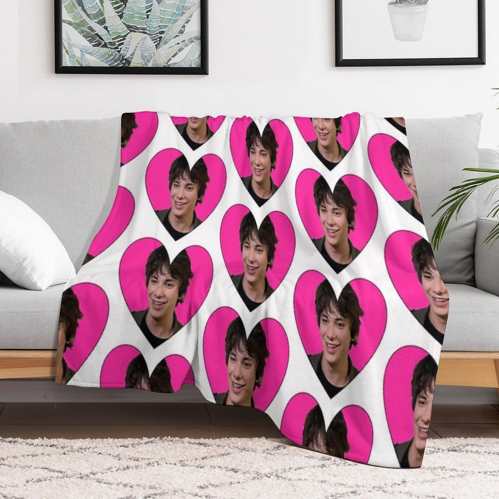 RODRICK LOVE HEART Plush Throw Blanket