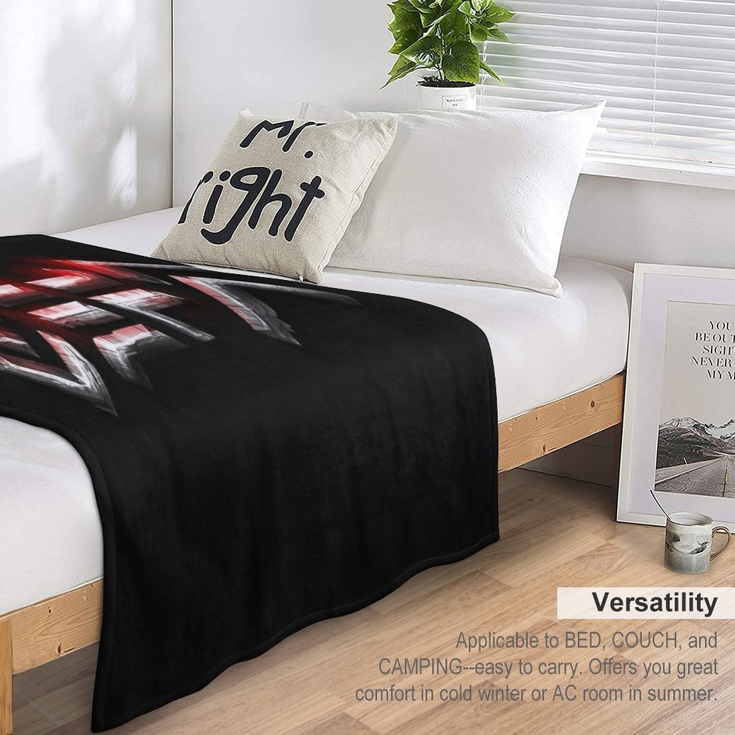 SEFA Lightweight Throw Blanket