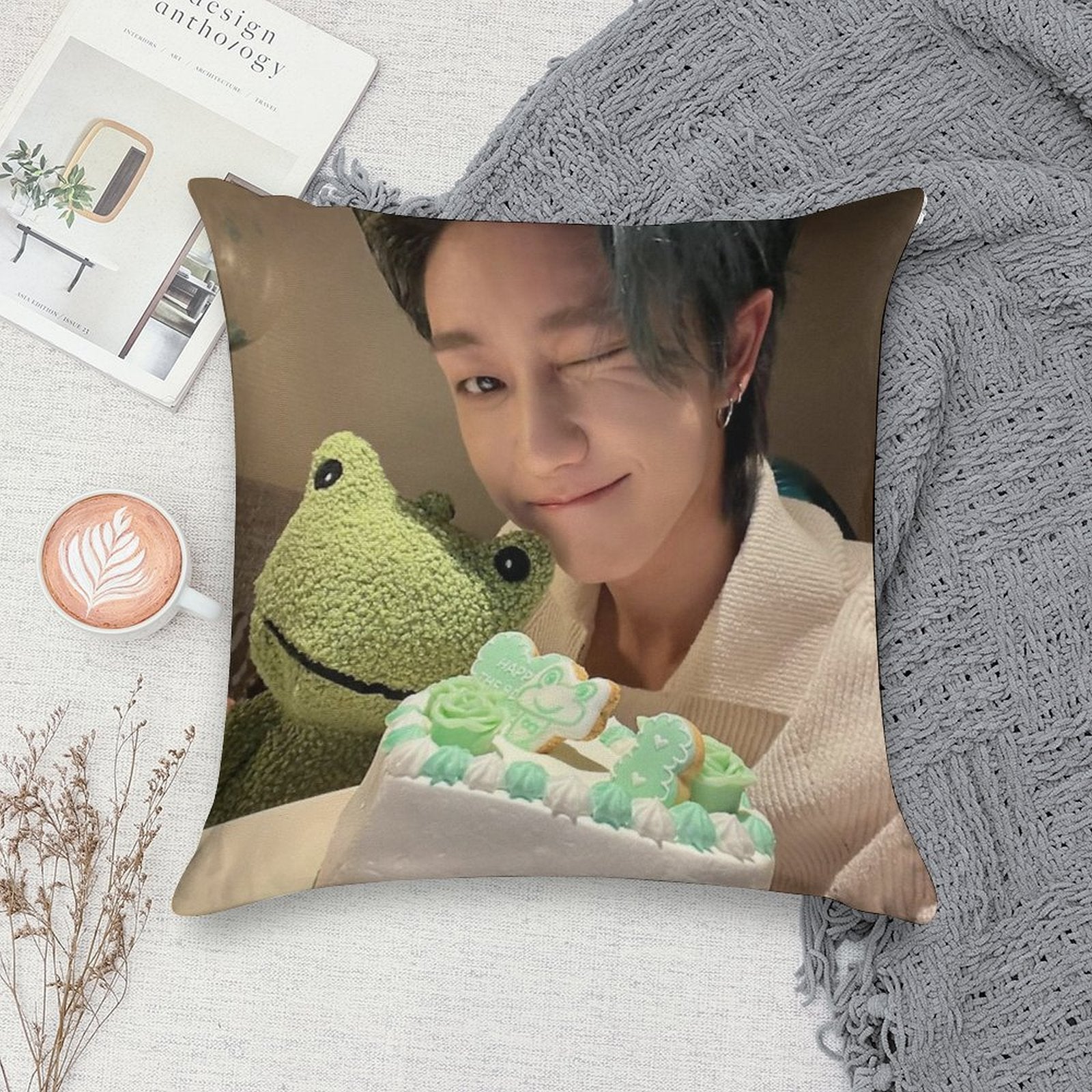 The8 Minghao Soft Fade-Resistant Throw Pillow