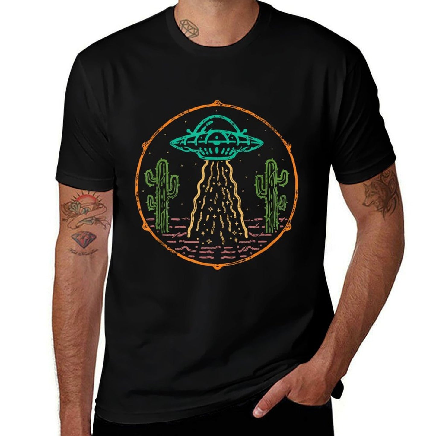 Retro UFO Aliens Extraterrestrial Outer Space Ship Galaxy Comfortable T-Shirt