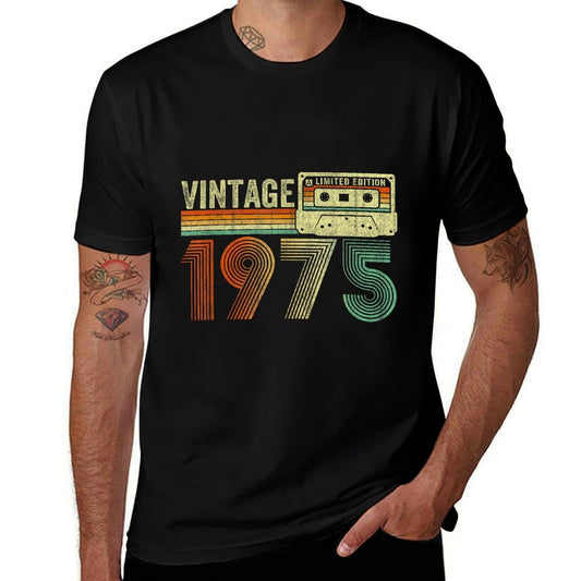50 Year Old Vintage Born In 1975 Cassette Tape 50th Birthday  Trendy Pattern T-Shirt
