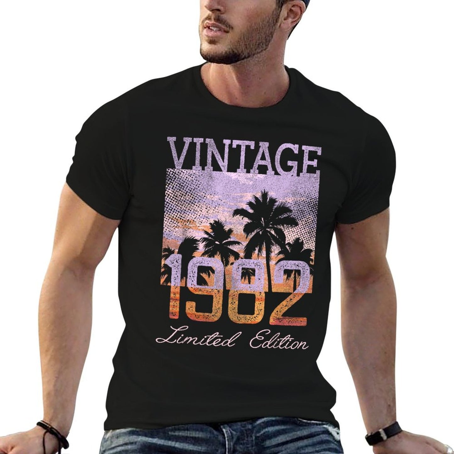Vintage 1982 Limited Edition 43 Year Old Gifts 43rd Birthday Trendy Pattern T-Shirt