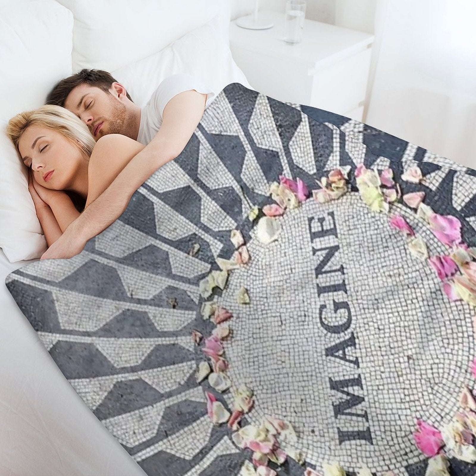 Imagine All-season Throw Blanket