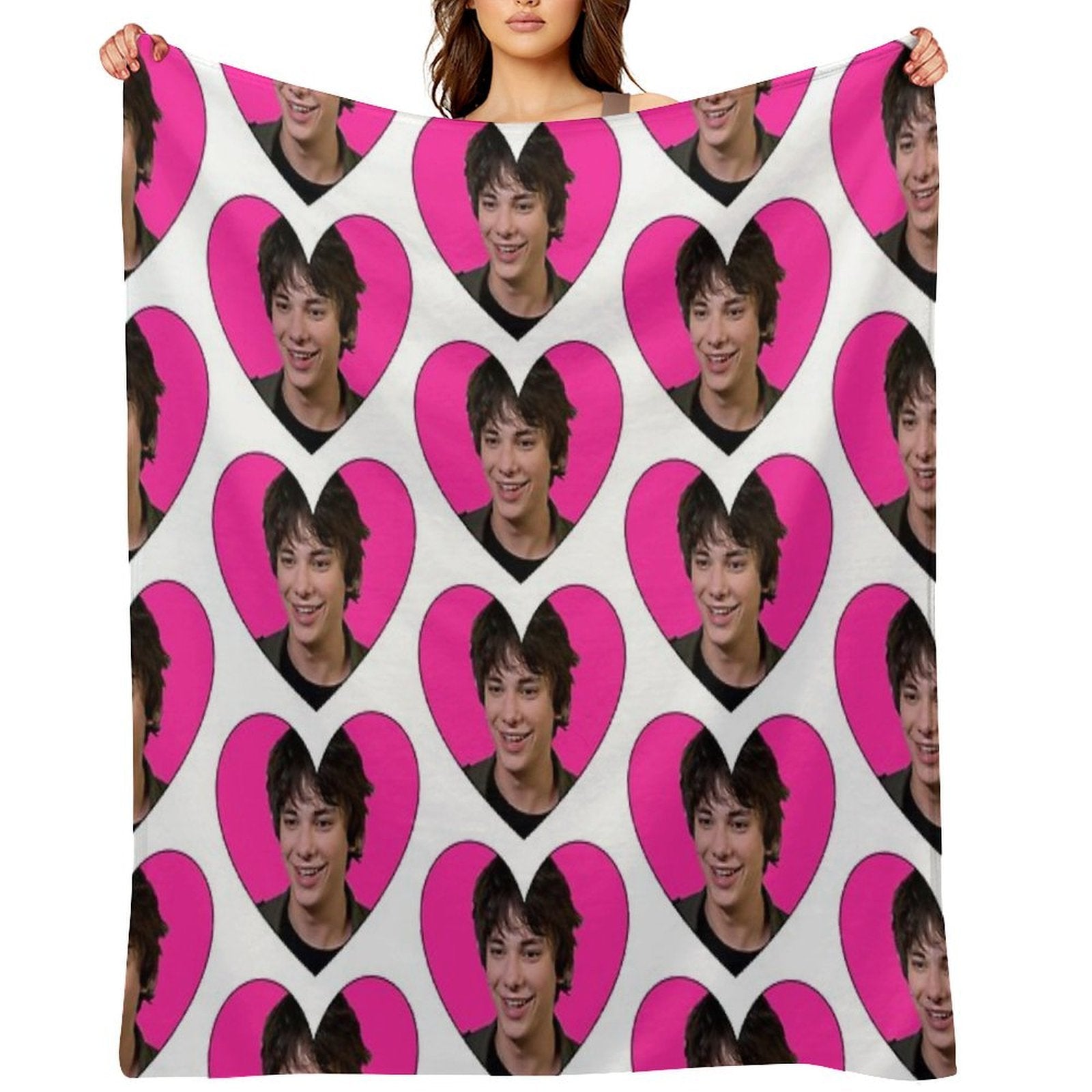 RODRICK LOVE HEART Plush Throw Blanket