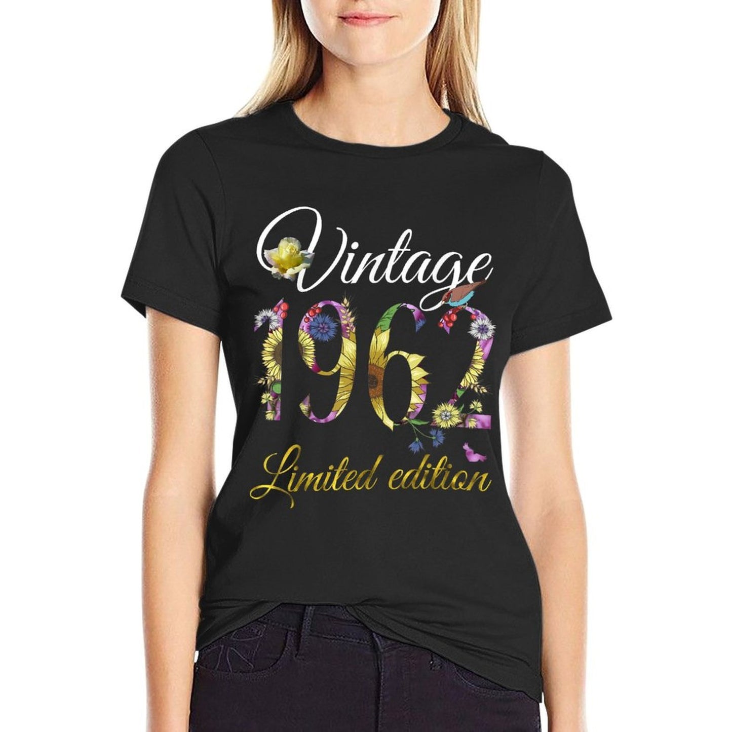 Vintage 1962 60 Year Old Sunflowers Floral 60th Birthday Soft T-Shirt