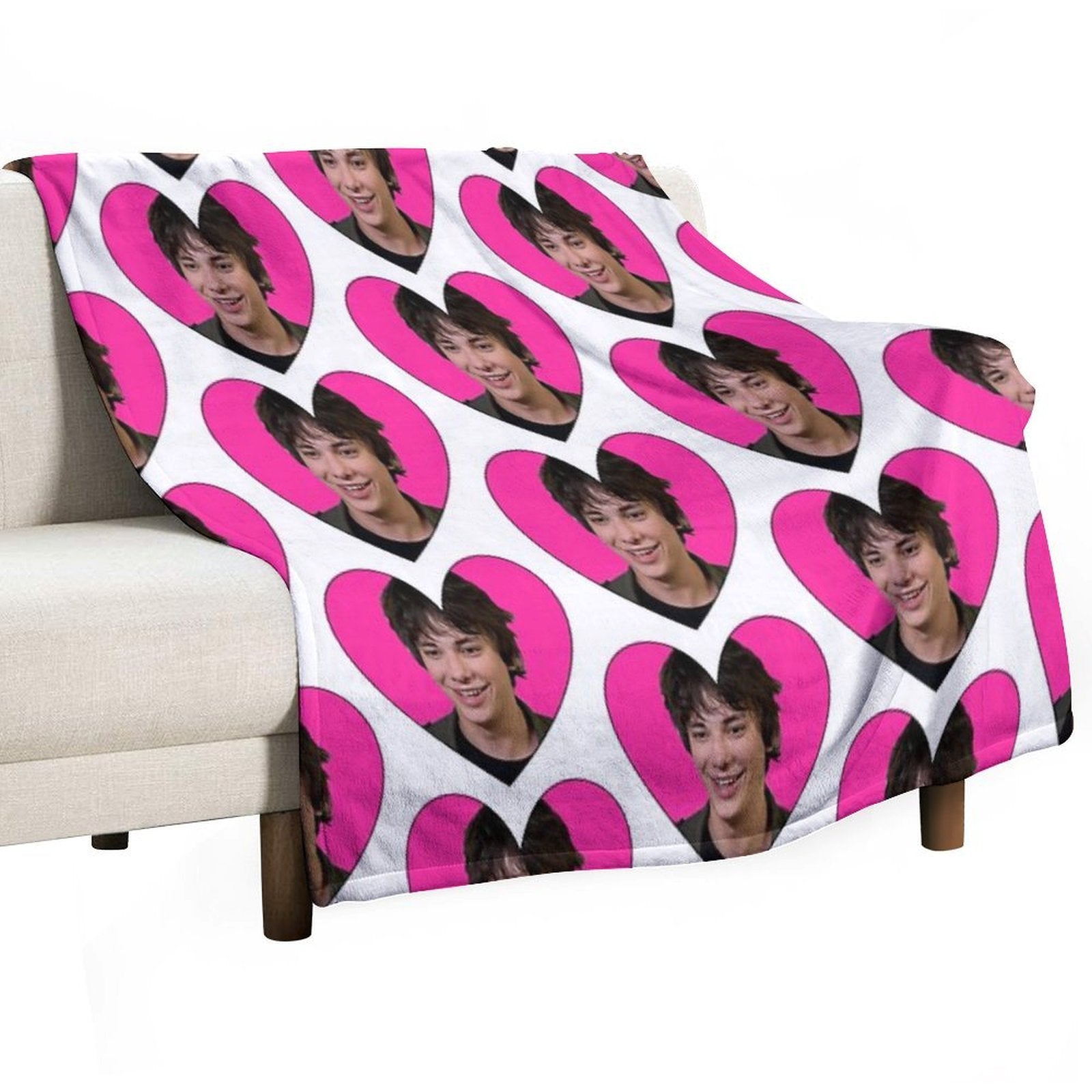 RODRICK LOVE HEART Plush Throw Blanket