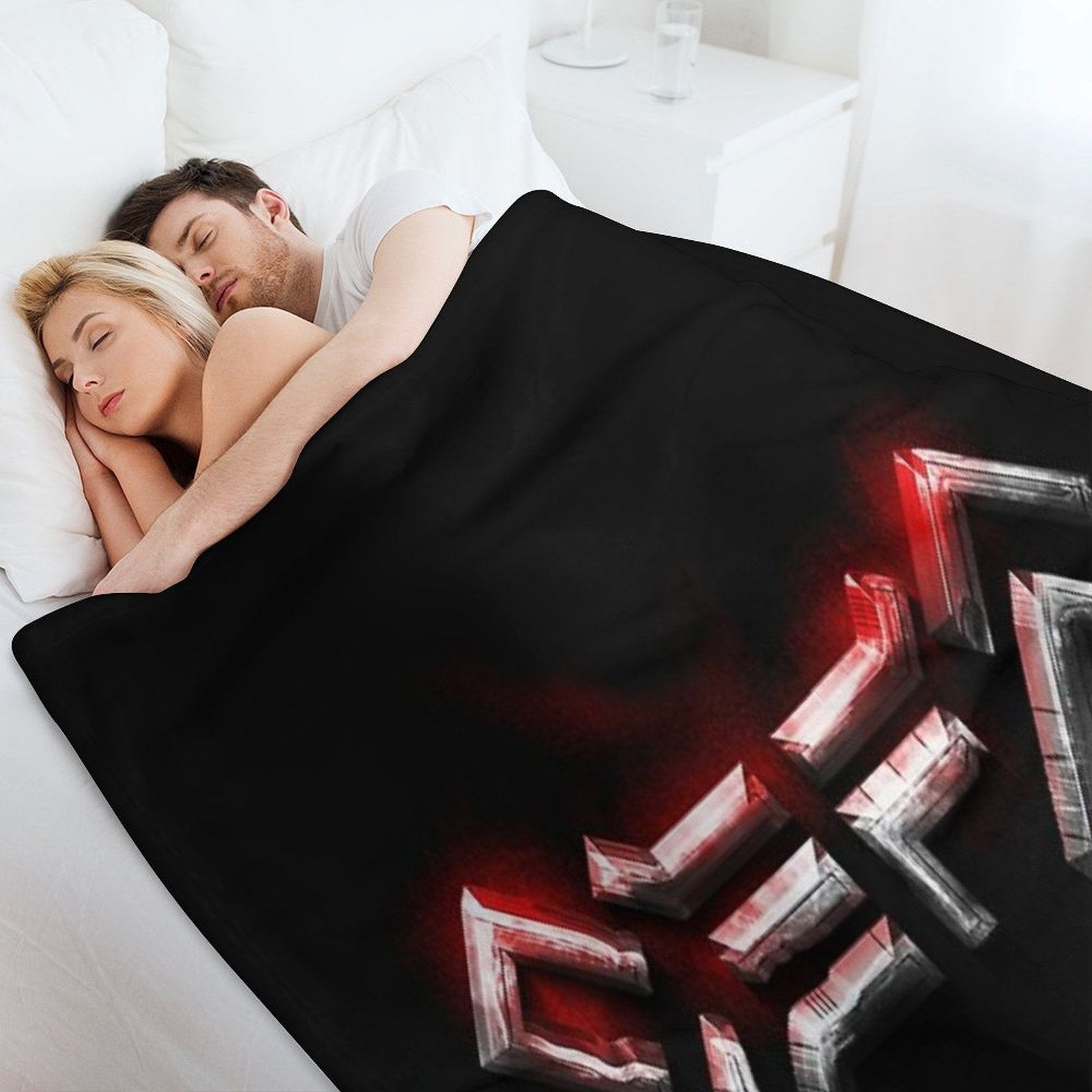 SEFA Lightweight Throw Blanket