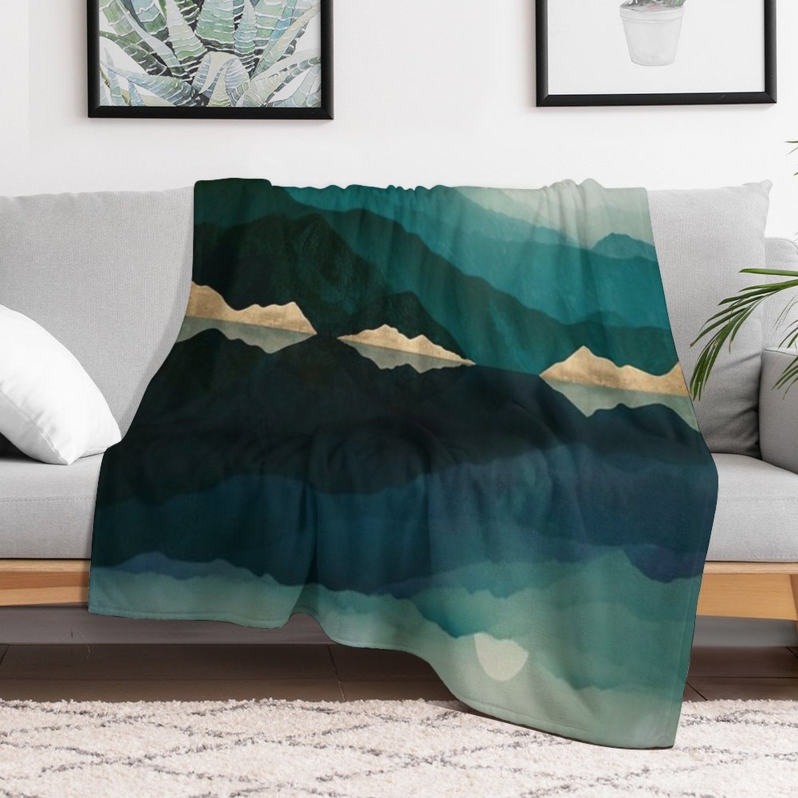 Waters Edge Reflection Quick-dry Throw Blanket