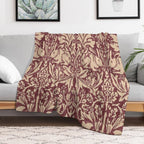 William Morris Brer Rabbit (burgundy) Pattern Shrink-resistant Throw Blanket