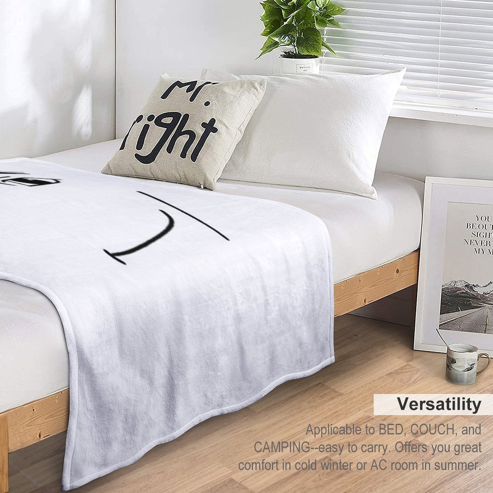 Rob Man Face Lightweight Throw Blanket