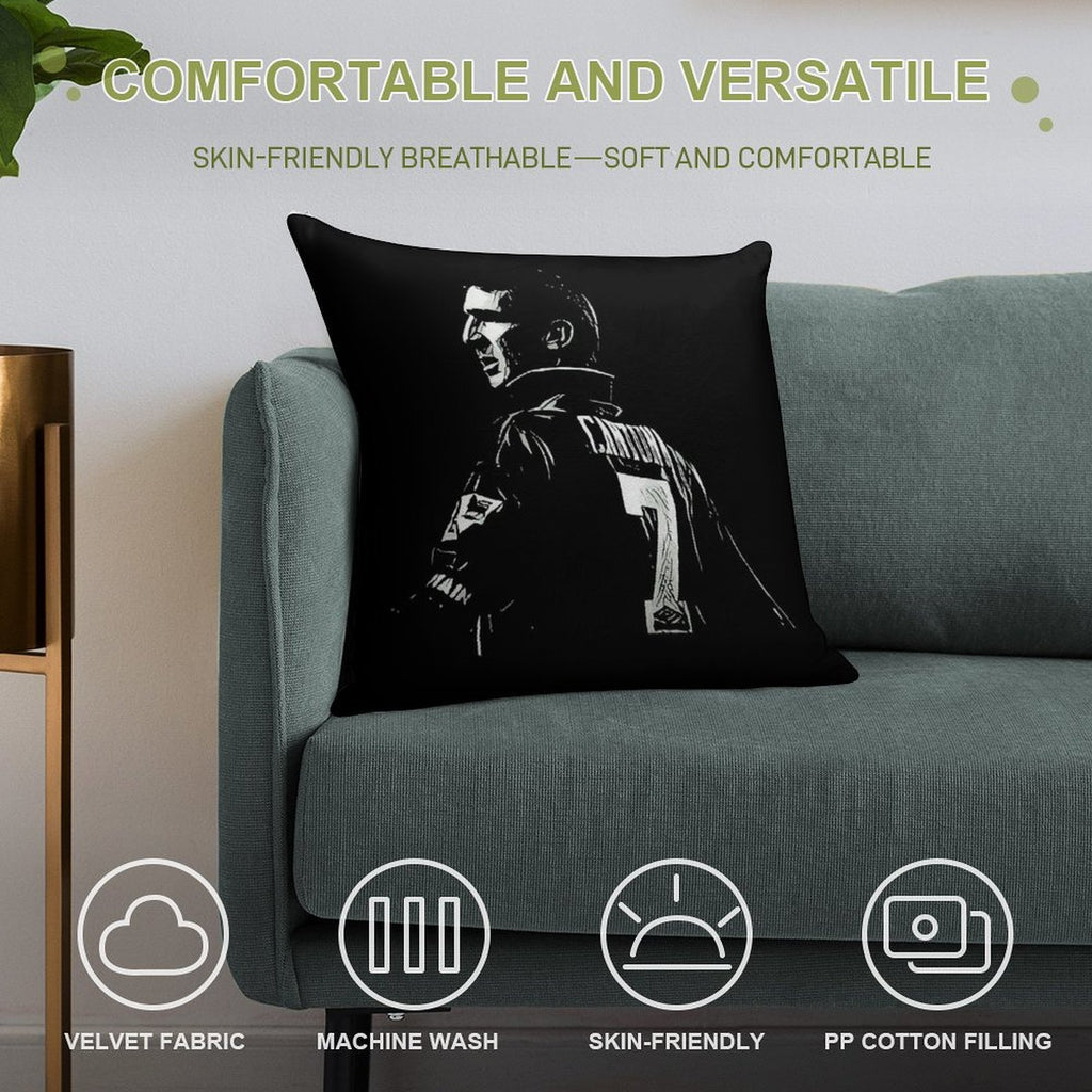 Le Roi Rouge Soft Style Accent Throw Pillow