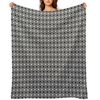 Classy Black And White Double Outline Diamonds And Dots Travel-friendly Throw Blanket