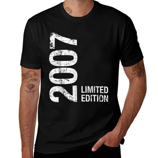 18th Birthday Gifts Men Boy Girl 18 Years Old Vintage 2007  Relaxed-fit T-Shirt