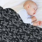 Blue-green Camouflage Design Which Specializes in Camouflage Products. Shrink-resistant Throw Blanket