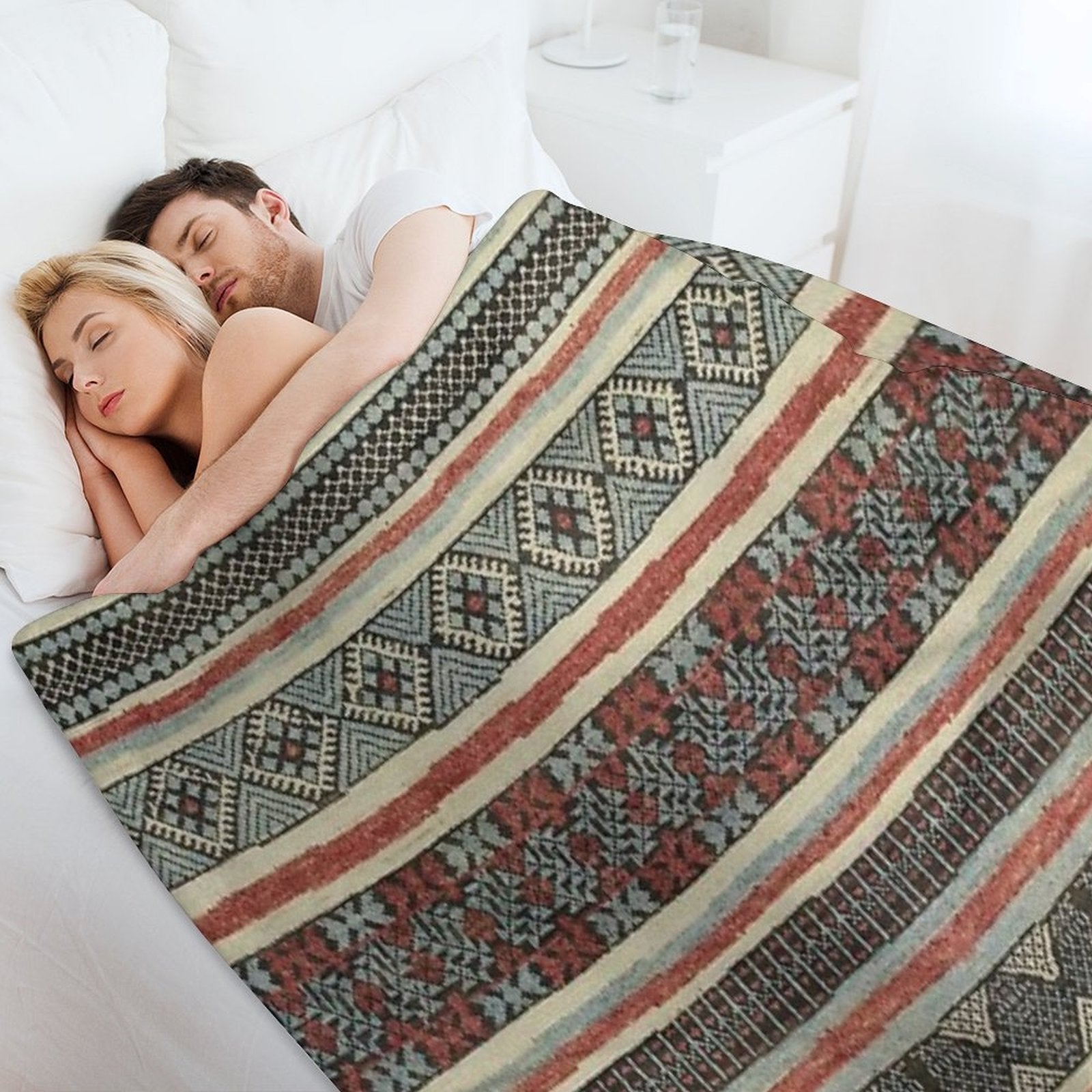 Traditional Pattern Artwork Multi-functional Throw Blanket