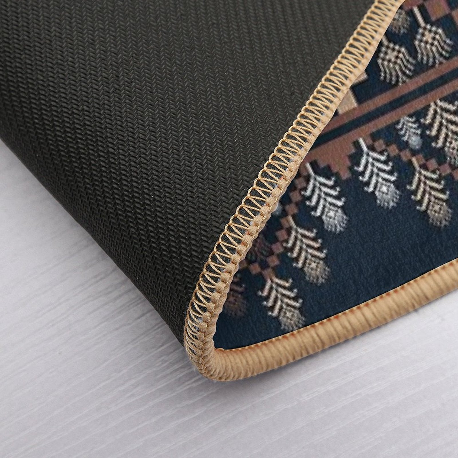 Rustic Floral Weave  Long-Lasting Bath Mat