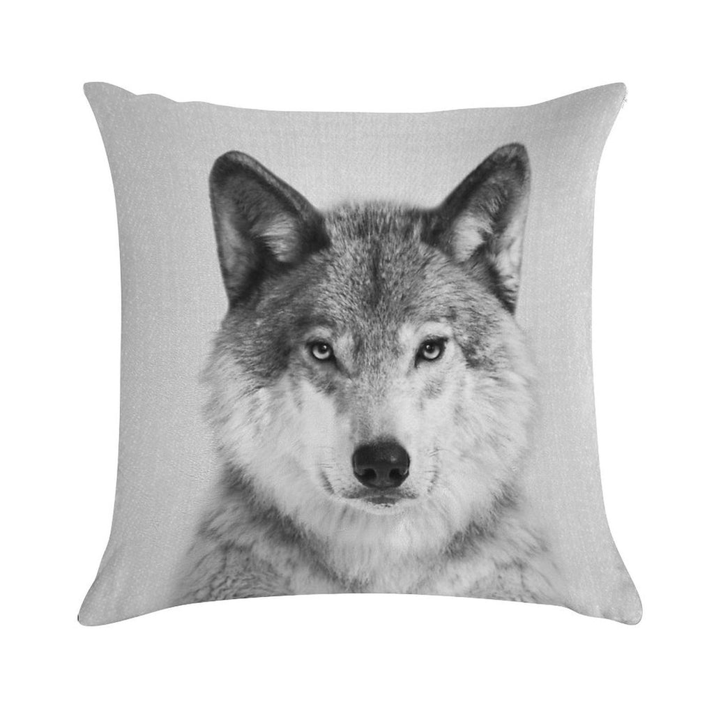 Wolf - Black & White Soft Fade-Resistant Throw Pillow