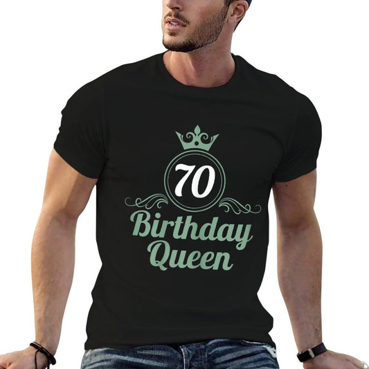 Womens 70 Years Birthday Queen 70 Birthday 70th Birthday  Rolled Sleeves T-Shirt