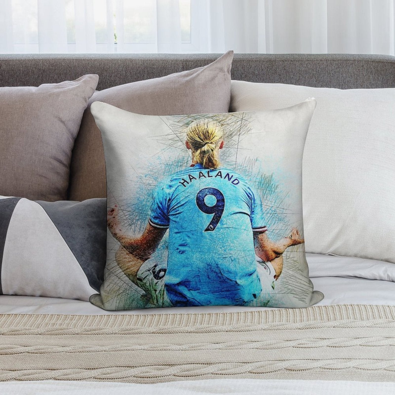 Erling Haaland Manchester Striker Soft Short Plush Fabric Throw Pillow