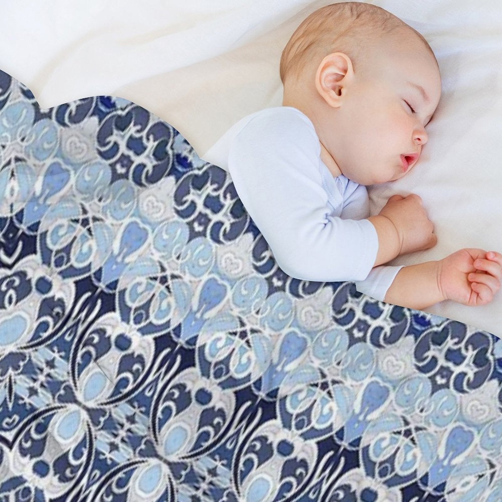 Arabic Ornate Square Pattern Velvety-soft Throw Blanket