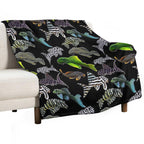 Pleco Collage Dark Shrink-resistant Throw Blanket
