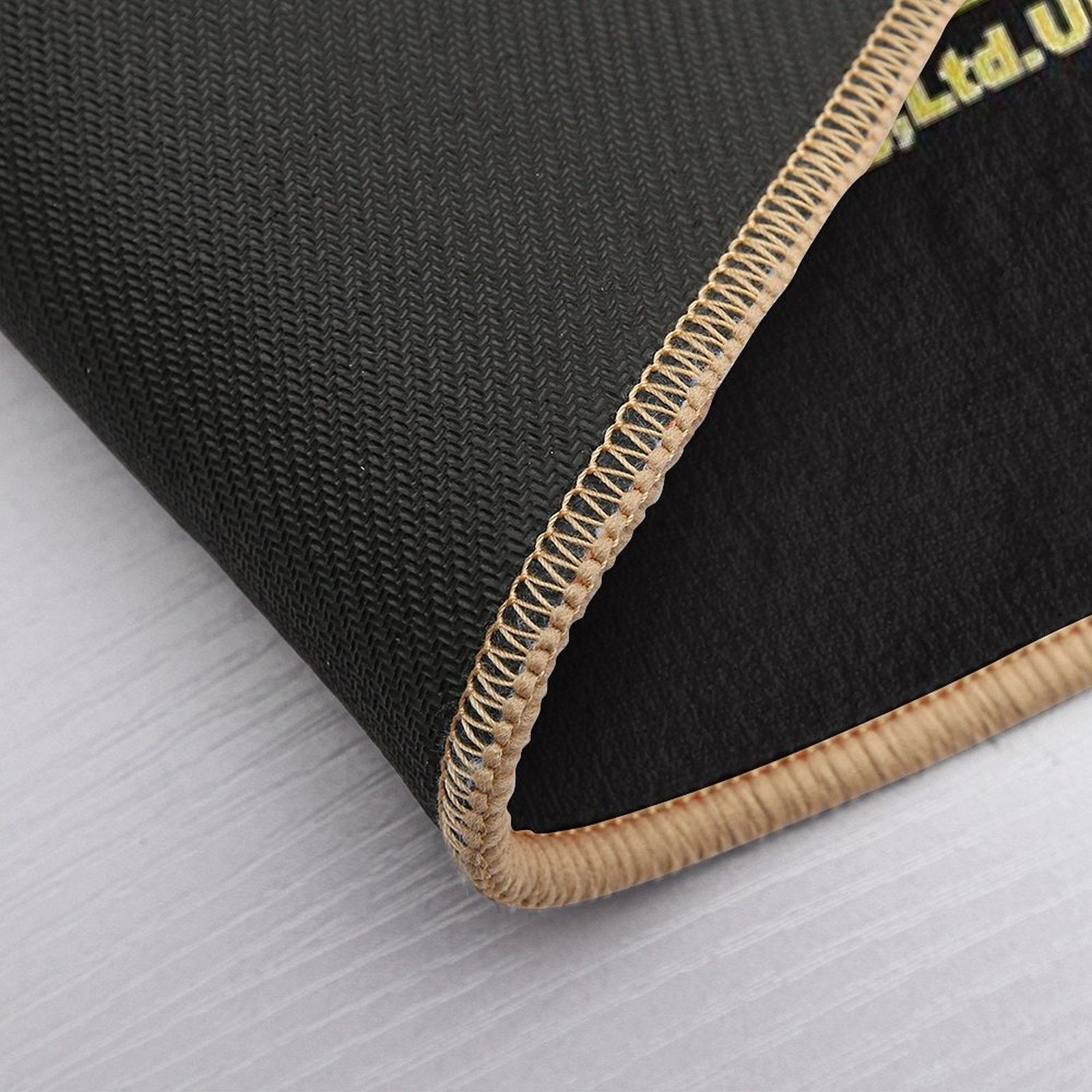 KISS Logo  Pet-Safe Bath Mat