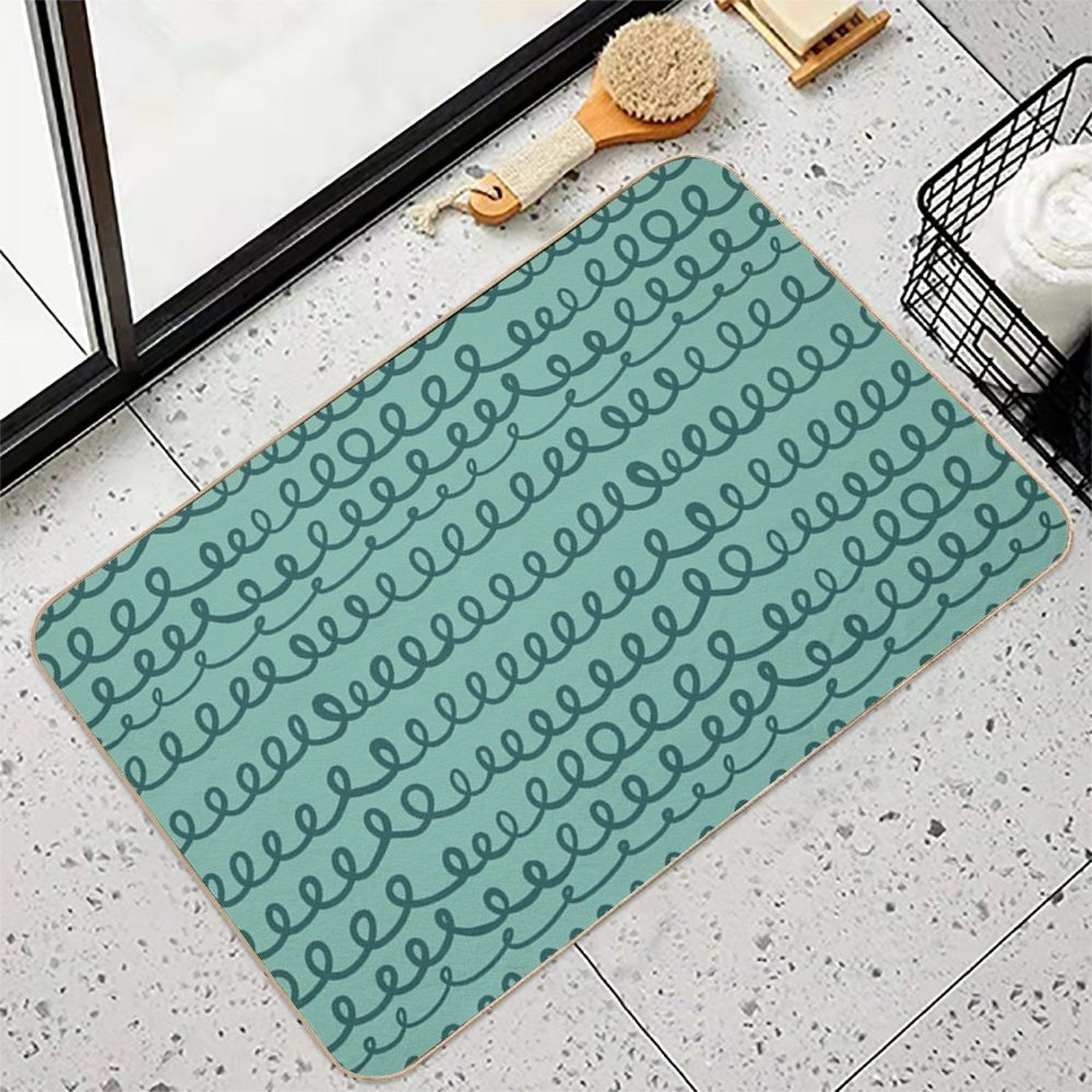 Green Calm – Green Squiggle Stripe Pattern Durable Bath Mat
