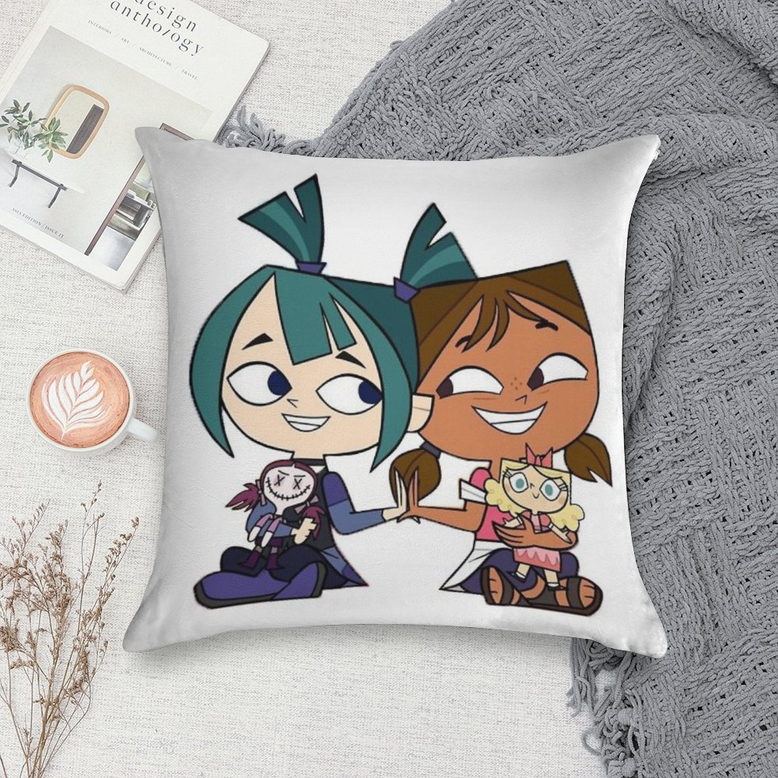 Gwen And Courtney Total Dramarama Soft Hidden Zipper Throw Pillow