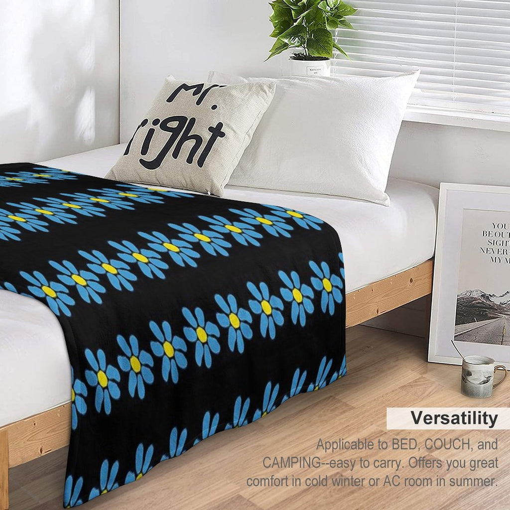 James Daisy Easy Care Throw Blanket
