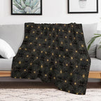 Pattern with A Modern Design Reminiscent of Spider Webs Lightweight Throw Blanket